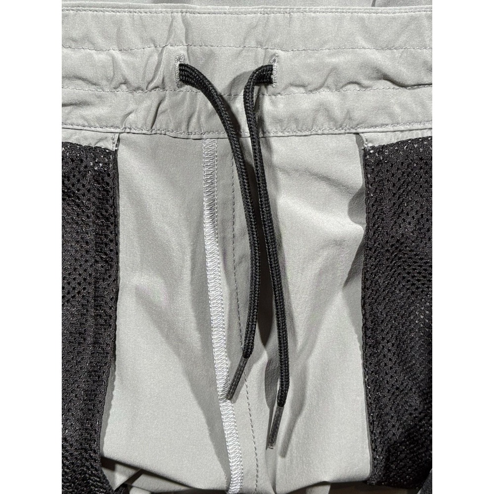 Luna Rossa Prada Pirelli Team Shorts Mens Large Gray Sailing Racing Prada - Picture 10 of 16
